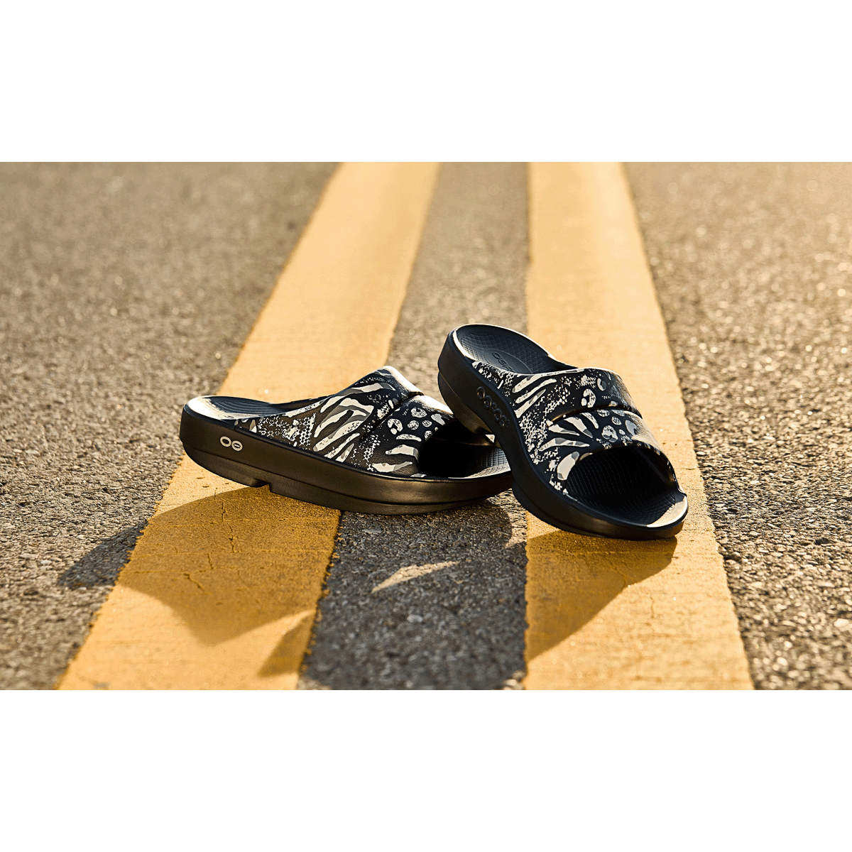 Women's Ooahh Limited Slide Sandal - Combo Camo (Sale) - Image 8
