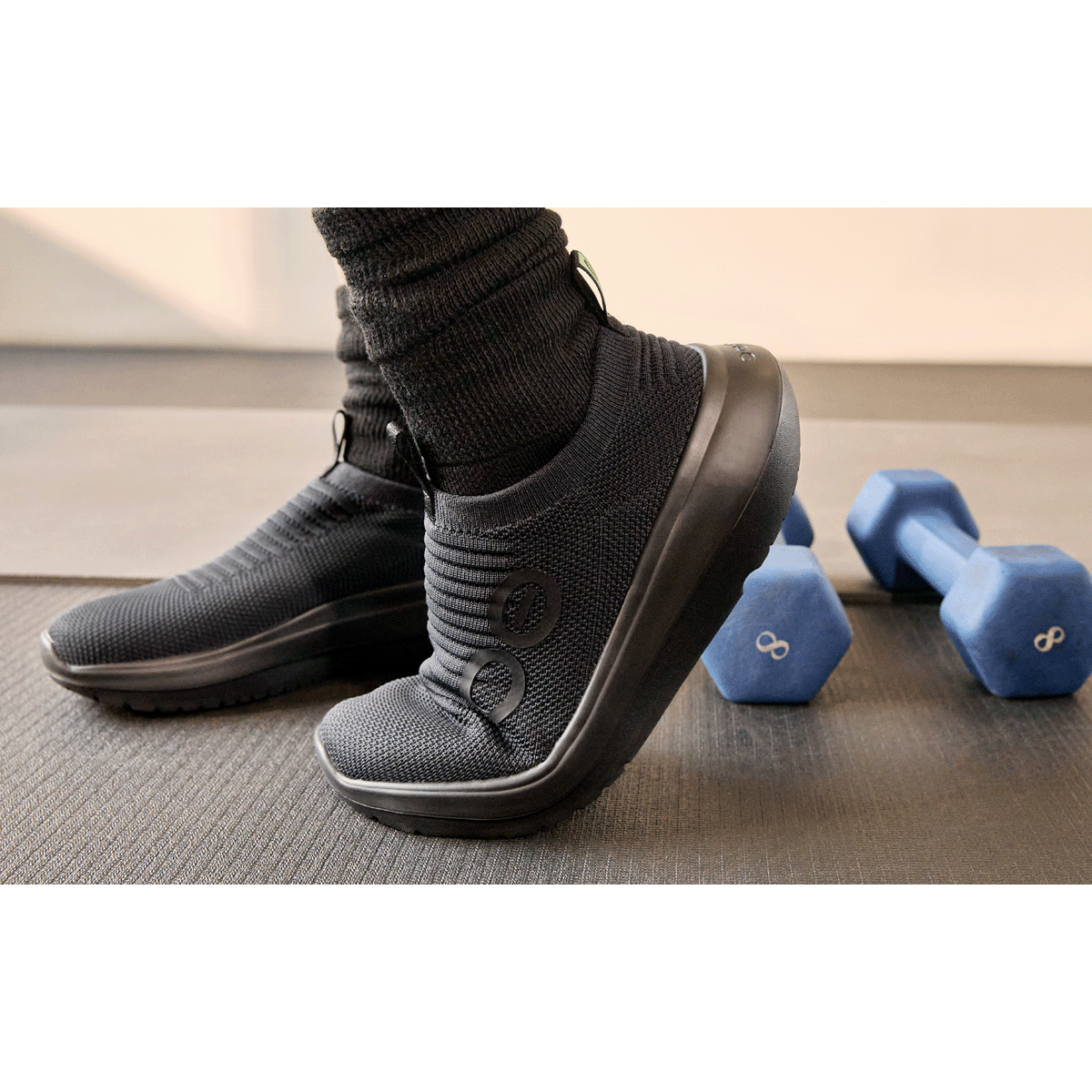 Women's Oomy Zen - Black - Image 8
