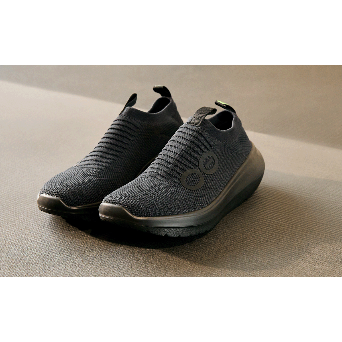 Women's Oomy Zen - Black - Image 10