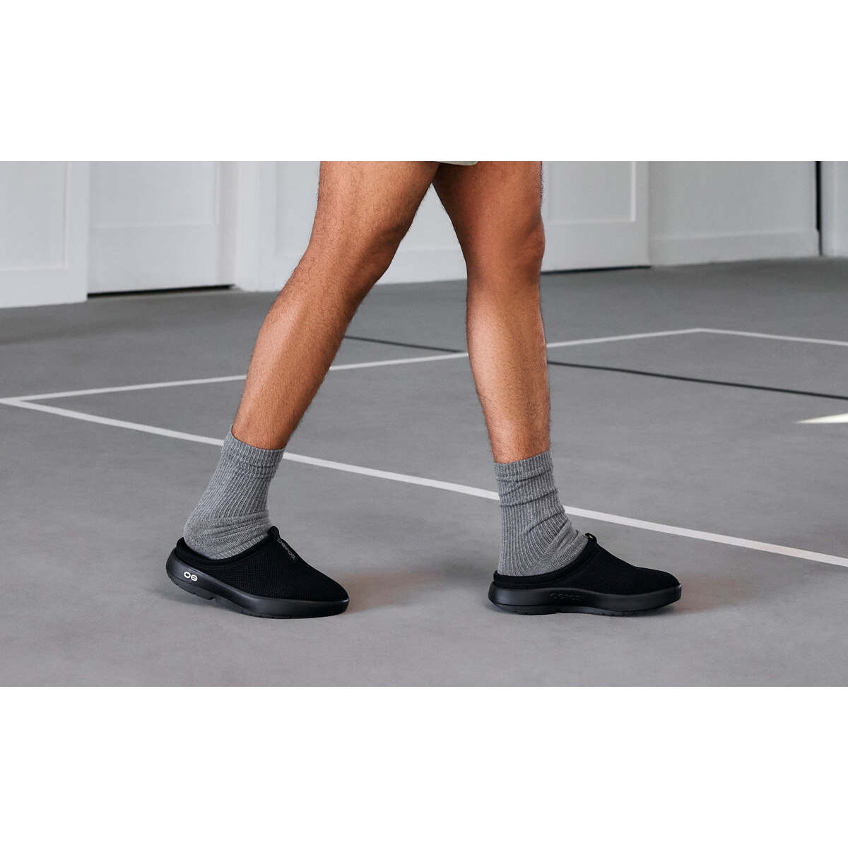 Men's Oocoozie Sport Mule - Black - Image 8