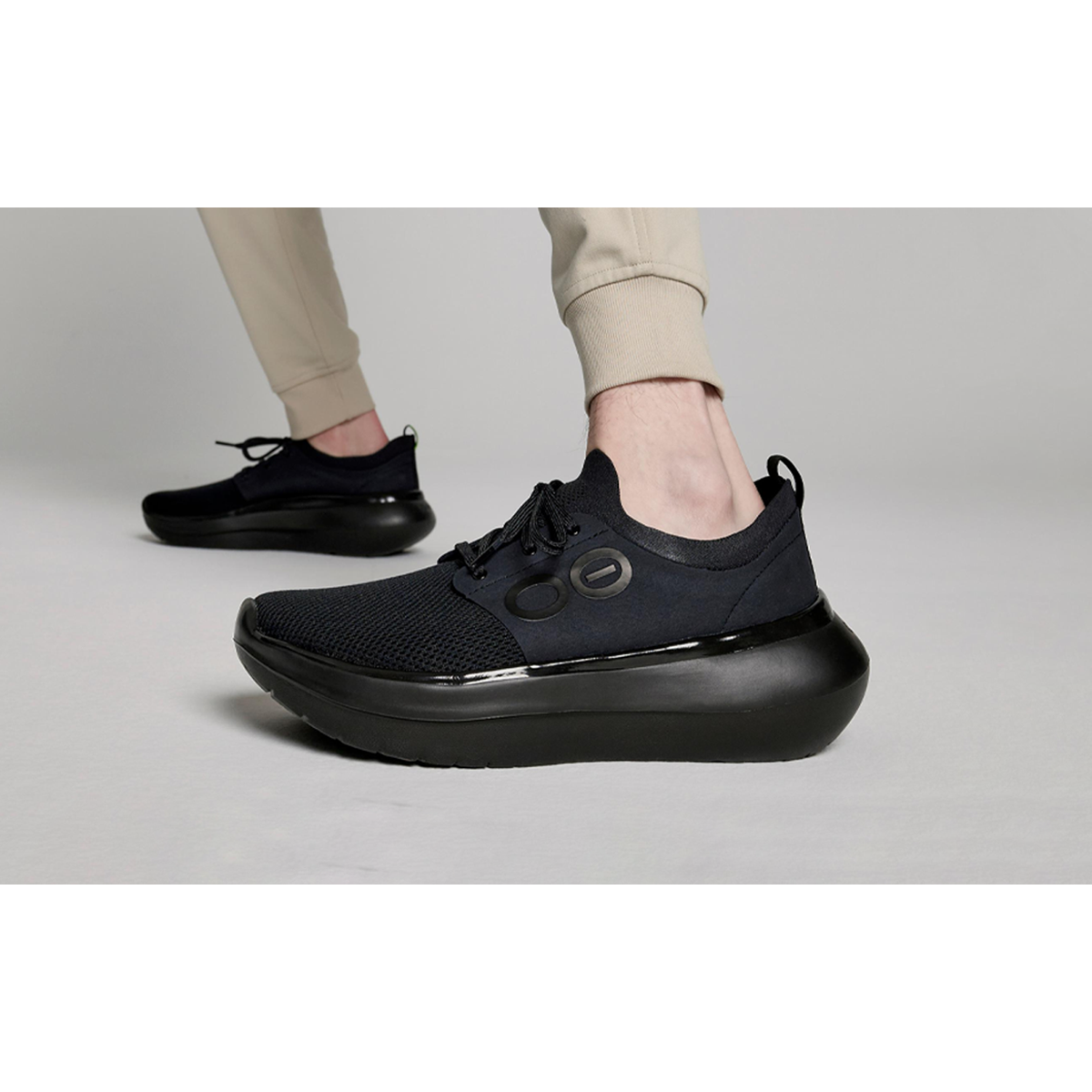 Men's Oomy Stride - Black - Image 8