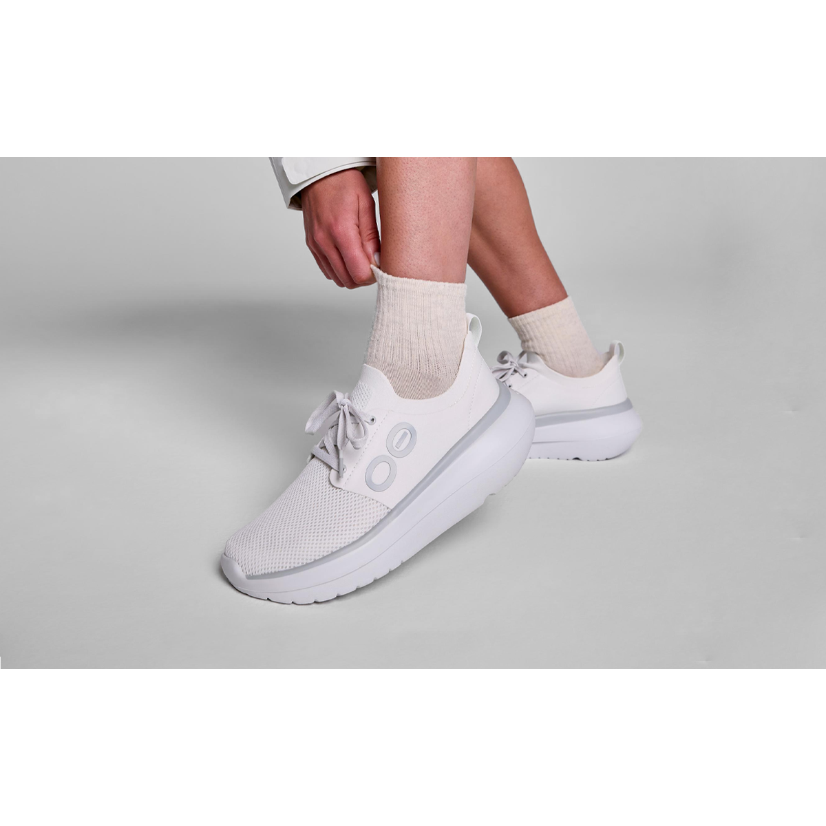 Women's Oomy Stride - White - Image 9